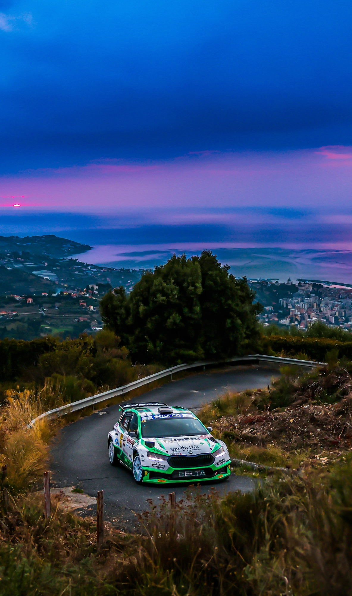 Auto rally in azione alla prova speciale San Remo con equipaggio CoDriver Academy