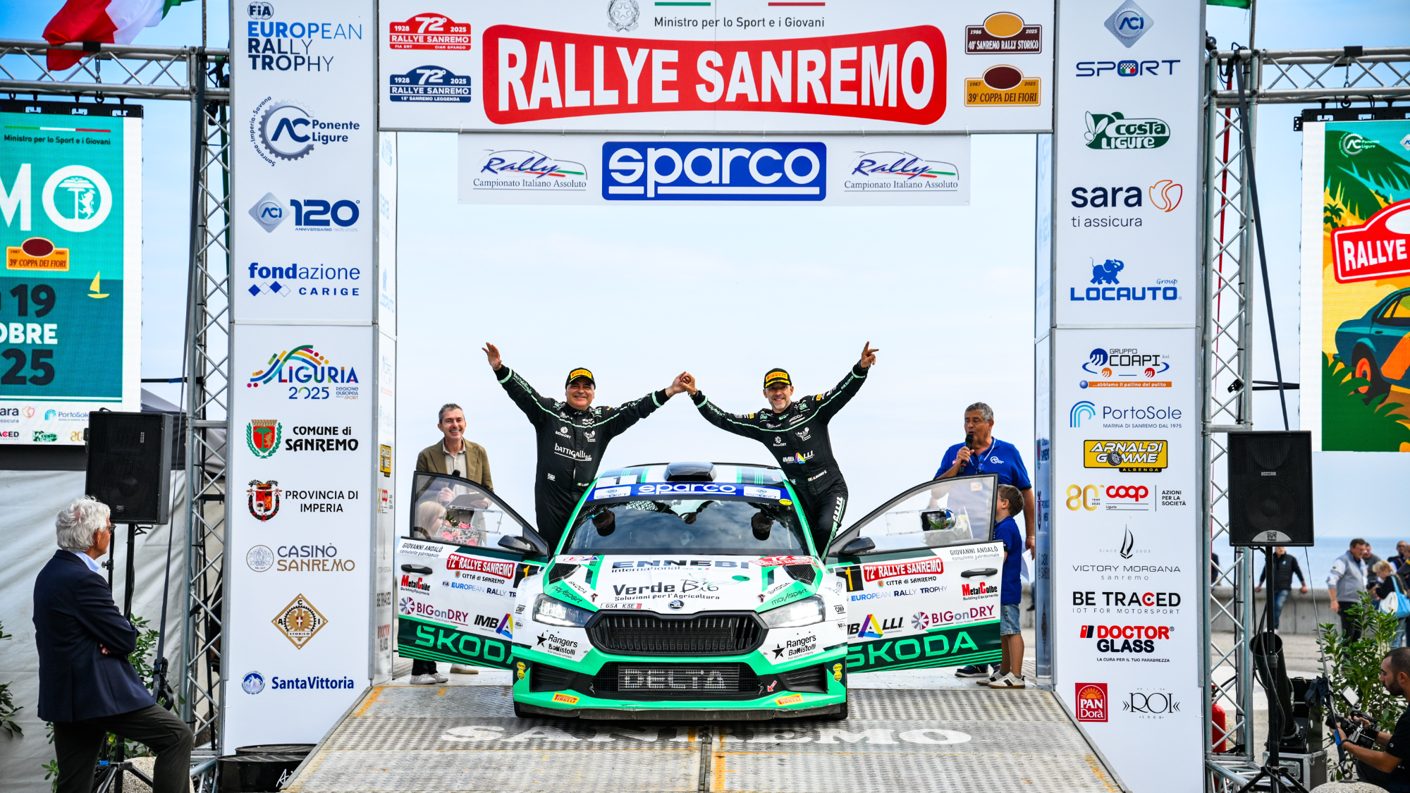 formazione navigatori rally durante simulazione di gara